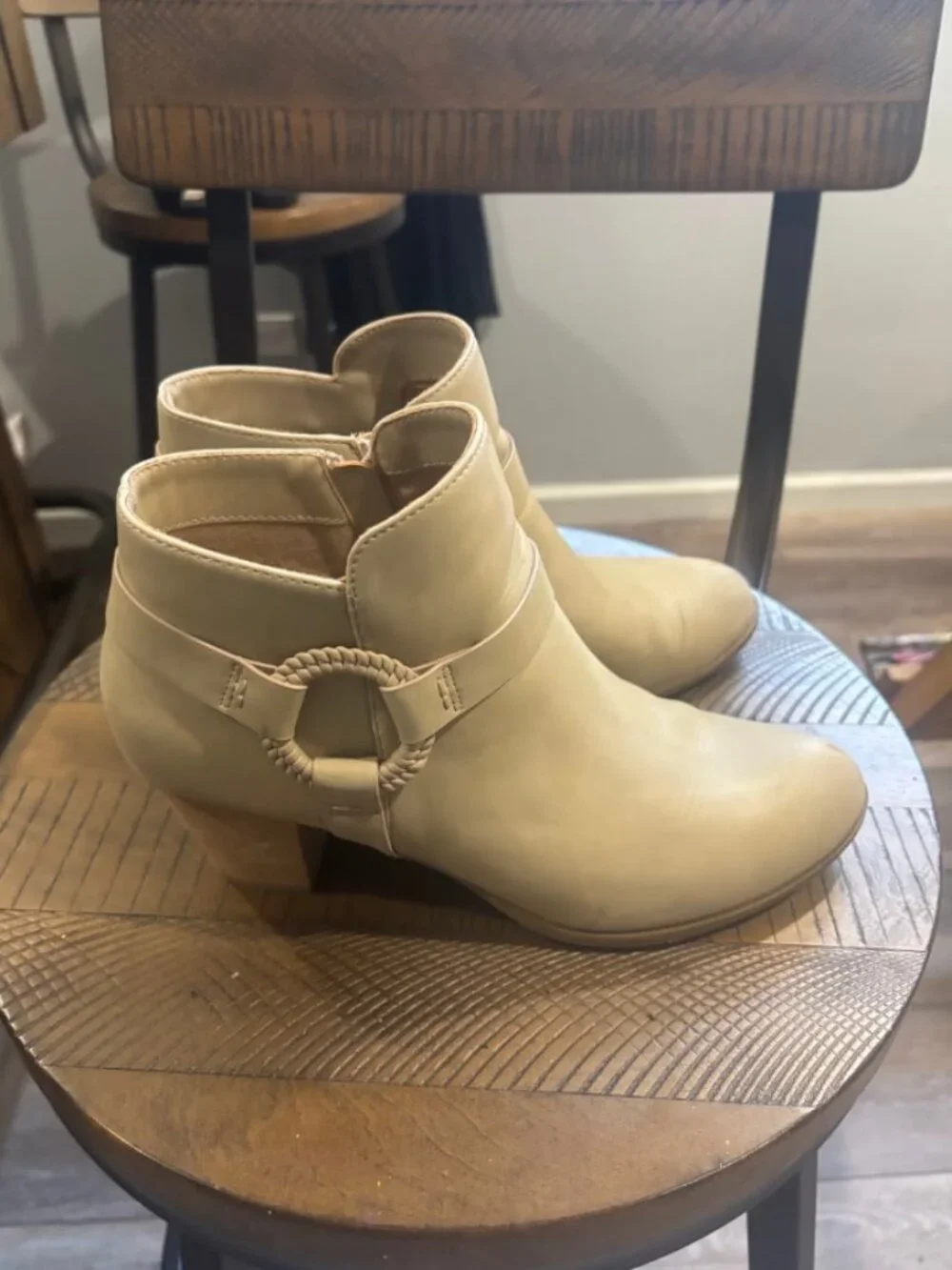 Dolce Vita Women’s Cream Ankle Boots with Braided Ring Strap – Size 11